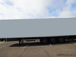 LAMBERET 3 AXLE FRIGO TRAILER WITH THERMO KING SLX300