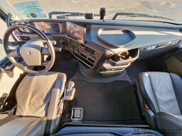 Volvo FH 500 Globetrotter XL Cartransporter Blyss Mod...