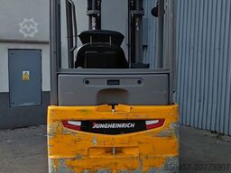 Jungheinrich EFG 215 4.4m/ 2020y/ 9076h