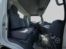 Isuzu NPR 71H