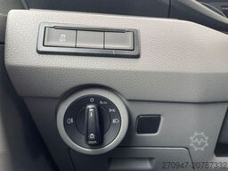 VOLKSWAGEN T6.1 Transporter Kombi KR STANDHZ LED ACC NAVI