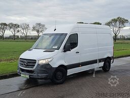 MERCEDES-BENZ SPRINTER 311
