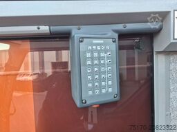 LIEBHERR LTM 1100-5.2 10x6 13.150h Klappspitze