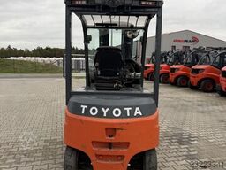Toyota 8FBMT35