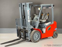 Heli CPD30-G2 4-Rad - 6 Jahre Garantie 4,7m Hub Triplex