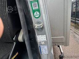 FUSO Canter 7C18 Koffer mit Ladebordwand *Klima*
