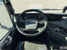 Volvo FH16 750 Globetrotter XL, Euro 6, 8x4 / Hydraul...