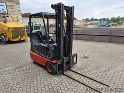 Linde E16C, Triplex, Freelift & Sideshift.