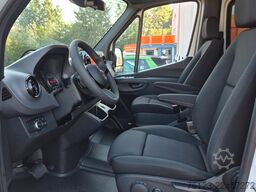 MERCEDES-BENZ 10 Sprinter Lord Light 22 Sitzer Vorlauffahrzeug
