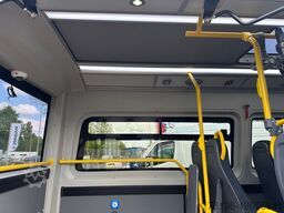 MERCEDES-BENZ Sprinter 15+27 Linienbus Niederflur Rollstuhl