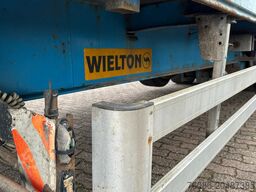 Wielton vlakke trailer