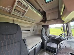 DAF XF 480 SSC SMALL ROOF DAM.