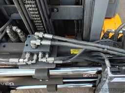 Jungheinrich EFG 213 LI ION 2022y/ 3.3m/ 6883h/ 4v