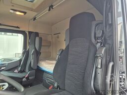 MERCEDES-BENZ Arocs 2551 L 6x2/4-4 HAD HIAB ULT21S56 AHK