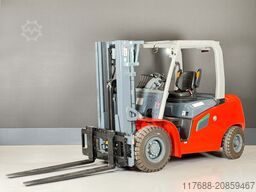 Heli CPD45-G2 4-Rad - 6 Jahre Garantie 4,7m Hub Triplex