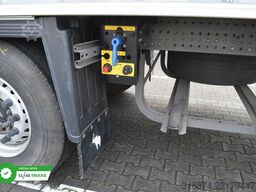 SCHMITZ CARGOBULL SKO FP 60 ThermoKing SLXi 300