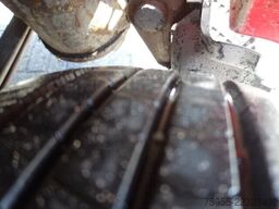 Renault Midlum 210 feultanktruck,manualpomp,steelsprings