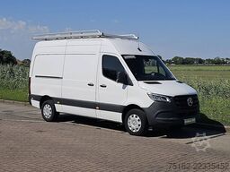 MERCEDES-BENZ SPRINTER 317 L2H2 LED Mbux RWD!