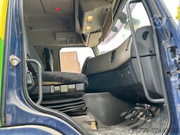 RENAULT 330 DXI Koffer Fahrschule 4x2