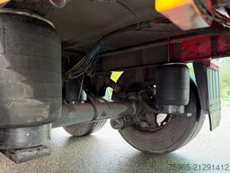 SCHMITZ CARGOBULL SCB*S3B THERMO KING SLXe 400 LIFT AXLE FLOWERWID