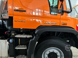 Mercedes-Benz Unimog U 423