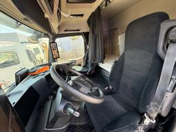 Mercedes-Benz ACTROS 2540 6X2 PORTAMAQUINARIA