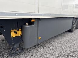 Schmitz Cargobull SKO 24 Bitemp Doppelstock Carrier Vector mt