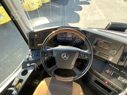 Mercedes-Benz Tourismo L 17 RHD