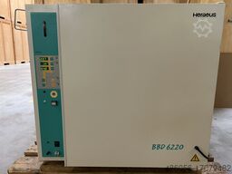 Heraeus BBD 6220, HeraCell 240, Binder CB 150