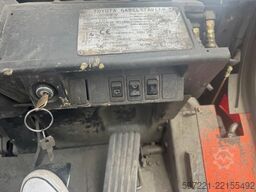 Toyota 02-7FGF30