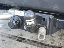 MERCEDES-BENZ SPRINTER 317 L2H2 3.5T-Trekhaak!