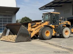  HL 760-9A Radlader / Swiss-Vehicle