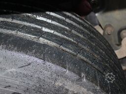 SCHMITZ Liftachse   Rungentaschen   Zurrösen   3 Stück!