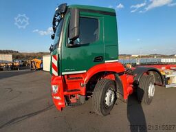 MERCEDES-BENZ Arocs 3240 8x2 - 3 x Lenkachsen