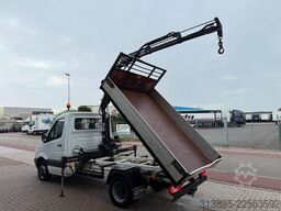 Mercedes-Benz 513 CDI, Crane Hiab 022-2 kipper
