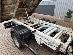 Mercedes-Benz 513 CDI, Crane Hiab 022-2 kipper