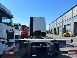 VOLVO Volvo FH 460 6x2-4 Globetrott. Fahrgestell LAGER