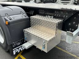 MAN TGX 33.520 6x4 BL Kurzholz Kran EPSILON / TAJFUN