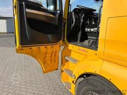 MAN TGX 26.360 / BaumaschinenTransport / 9 to Rampen
