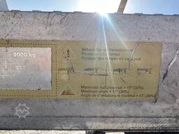 MAN TGX 26.360 / BaumaschinenTransport / 9 to Rampen