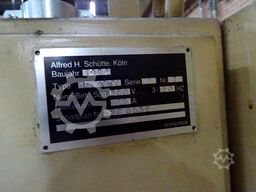 Schütte WU 750 CNC