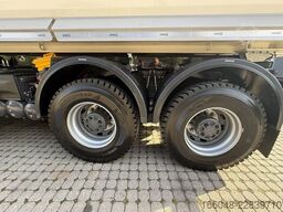 Renault K 480 Renault K480 8X4 EuromixMTP TMK 18 Kipper...