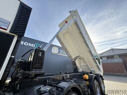 Renault K 480 Renault K480 8X4 EuromixMTP TMK 18 Kipper...