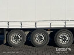 Schmitz Cargobull Curtainsider Standard Getränke