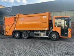 Mercedes-Benz 2629 6x2 Econic Schörling