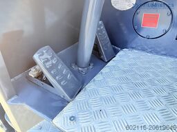 Combilift C2500CB DIESEL TRIPLEX 5500 FREE LIFT