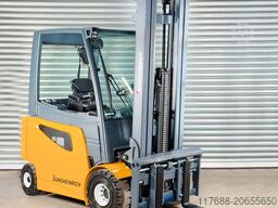 Jungheinrich Service Neu - Batterie 82%-6,5m Hub- 2,5t-Triplex