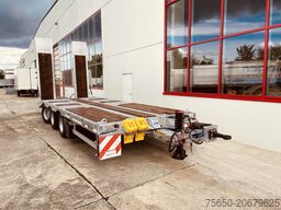 Möslein TT 31 31 t GG Tridem- Tieflader 3 Achs, gelenktNeufahrzeug