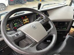 VOLVO FH13 460