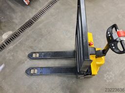 Yale MP16